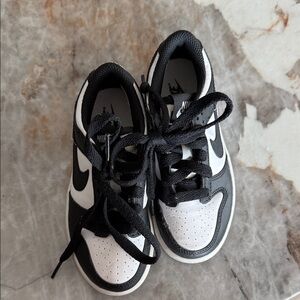 Nike Kids Black and White Sneakers